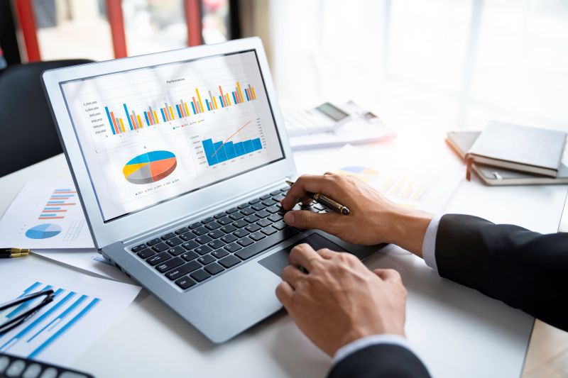 How Profit Tracking Helps Businesses Make Better Decisions